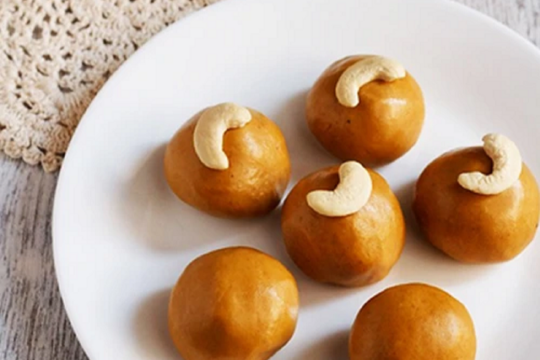 Easy Ganesh Chaturthi 2020 festival recipes to offer: Besan ladoo